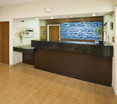 Fairfield Inn by Marriott Duluth - Duluth, MN