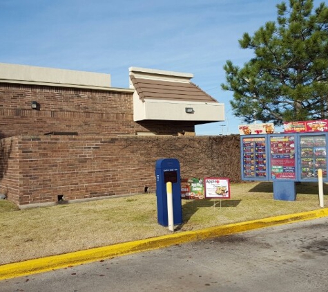 Braum's Ice Cream and Dairy Store - Oklahoma City, OK