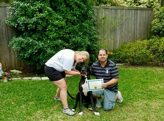 Obedience Dog Training - Dallas, TX. Obedient Dog = Happy Momma!!