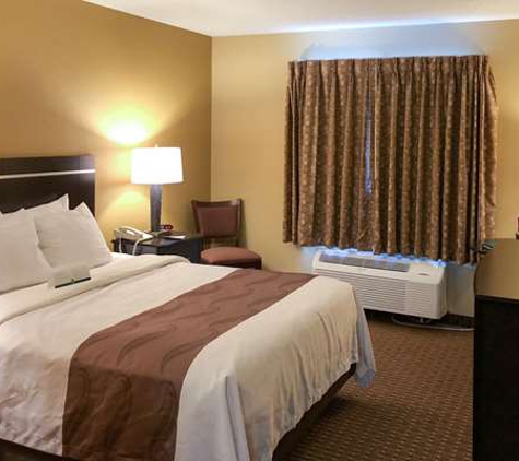 Quality Inn & Suites Sun Prairie Madison East - Sun Prairie, WI