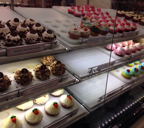 Caseys Cupcakes - Newport Beach, CA