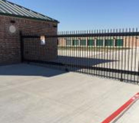 iStor Self Storage, LLC - Waxahachie, TX