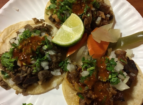 Tacos El Tapatio - Lakewood, CA