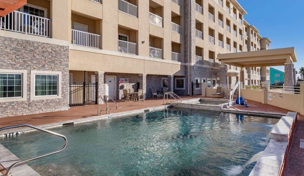 Best Western Plus Galveston Suites - Galveston, TX