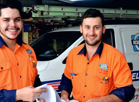Richardson's Electrical Service - Bungalow, QLD