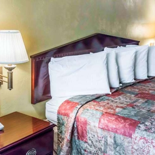 Suburban Extended Stay Hotel - Tallahassee, FL