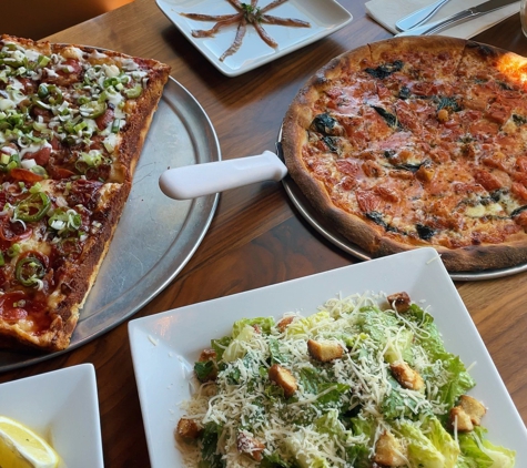 Amici's East Coast Pizzeria - Pier 39 - San Francisco, CA