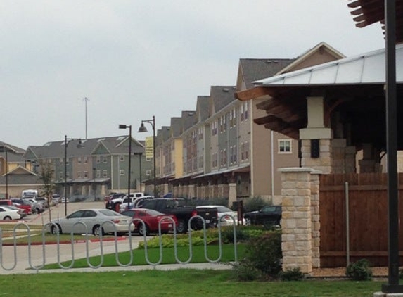 Campus Village at College Station - College Station, TX