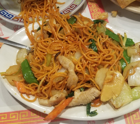 Hong Kong Restaurant - Merced, CA. Cantonese chow mein the site serving enough for two