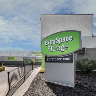 Extra Space Storage - Santa Maria, CA