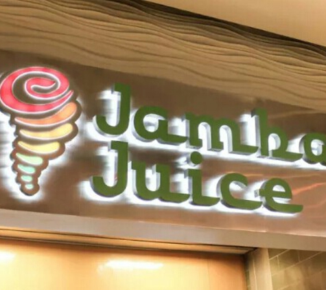 Jamba - Canoga Park, CA. Always served fresh juice