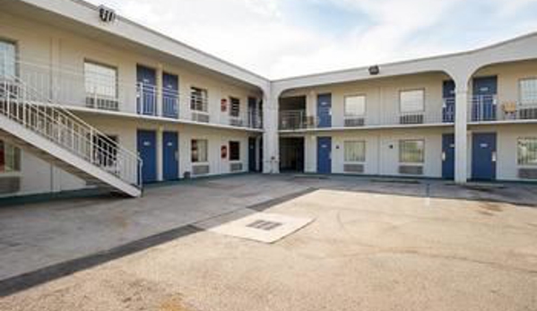 Motel 6 - Decatur, AL