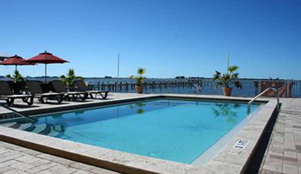 Beso Del Sol Resort - Dunedin, FL