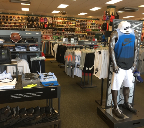 Hibbett Sports - Beeville, TX