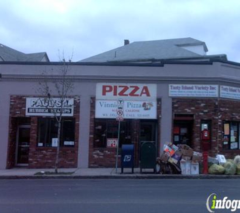 Vinnie's Pizza - Malden, MA