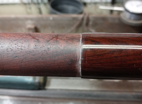 Bob Zide's Total Cue Repair - Margate, FL. Before Leather Wrap