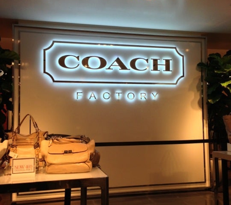 COACH Outlet - Deer Park, NY