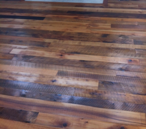 barnwood flooring - Dearborn, MI