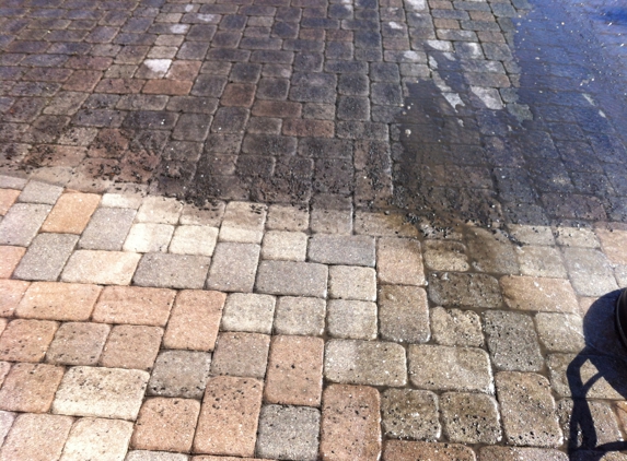 Bob's Pressure Washing - North Port, FL