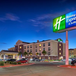 Holiday Inn Express & Suites El Paso Airport - El Paso, TX