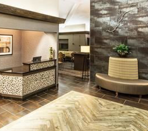 Baymont Inn & Suites - Copley, OH