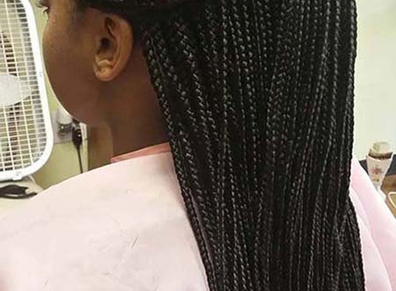 Sofia's African Hair Braids Salon - Cleveland, OH