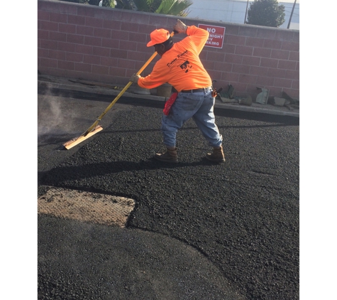 Elias Asphalt Engineering Co. - Los Angeles, CA. We Do Work All Around So Cal! Here's our crew working in Riverside, CA 
