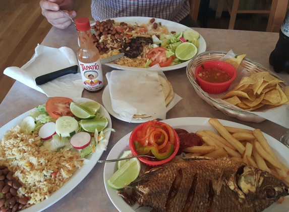 Tu Metapan Restaurant - Boston, MA