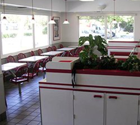 In-N-Out Burger - Davis, CA