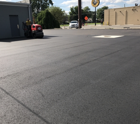 Champion Paving & Sealcoating - Dearborn Heights, MI