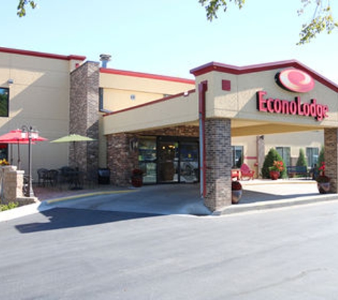 Econo Lodge - Rochester, MN