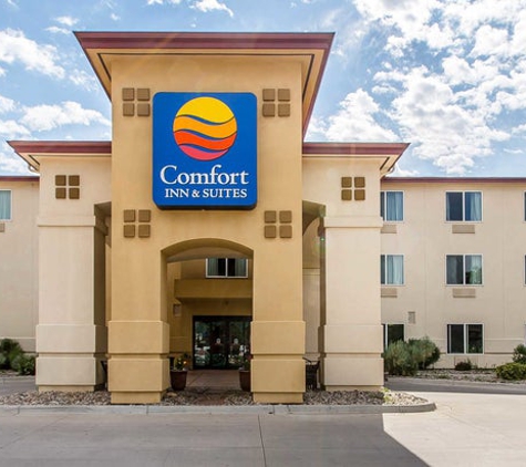 Comfort Inn & Suites - Rifle, CO