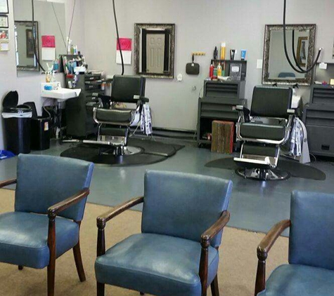 Tina's Barber Shop - Decatur, AL