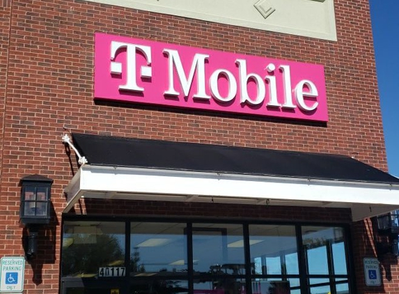 T-Mobile - Clinton Township, MI