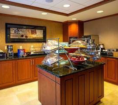 Fairfield Inn & Suites - Livonia, MI