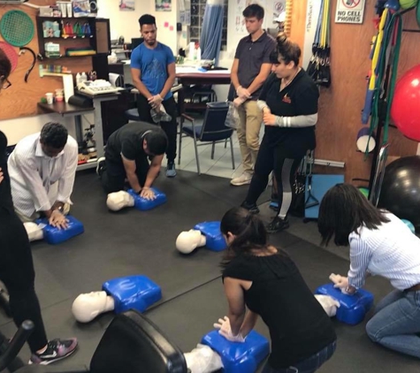 Dolsky Physical Therapy PC: Alexander Dolsky, DPT - Jackson Heights, NY. CPR for the community