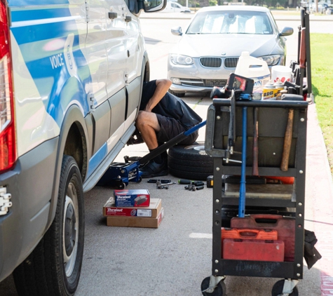 Kwik Kar Oil & Lube - Benbrook, TX