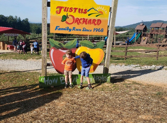 Justus Orchard - Hendersonville, NC