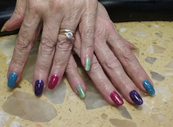 Creative Nails - Newport News, VA