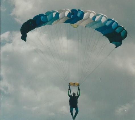 Para-Rigging Professional Parachute Service - Wendell, NC