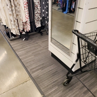 Nordstrom Rack Metro Pointe at South Coast - Costa Mesa, CA