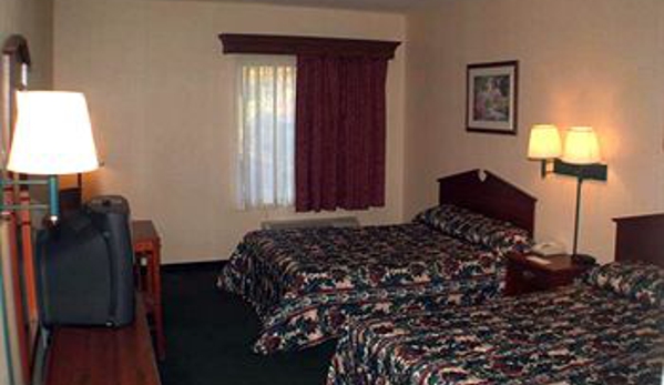 Baymont Inn & Suites - New Buffalo, MI