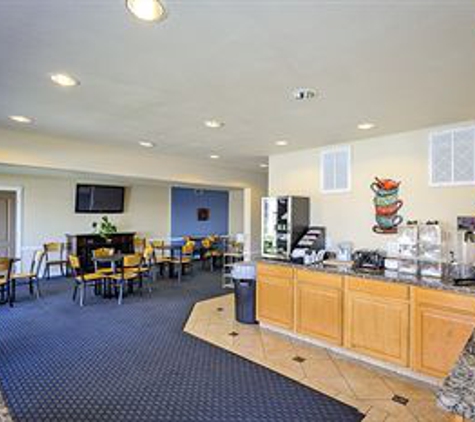 Days Inn by Wyndham Modesto - Modesto, CA