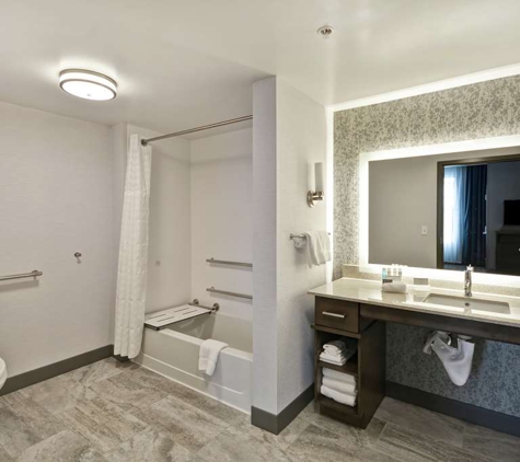 Homewood Suites by Hilton Warren Detroit - Warren, MI