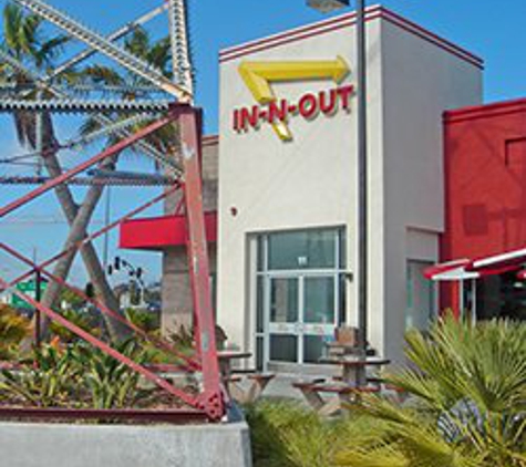 In-N-Out Burger - Millbrae, CA