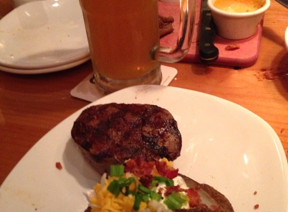 Outback Steakhouse - Naples, FL