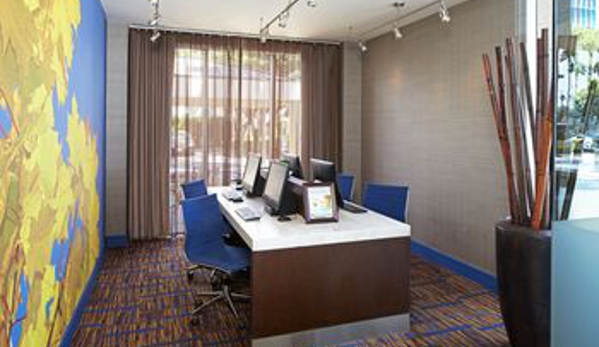 Courtyard by Marriott - Los Angeles, CA