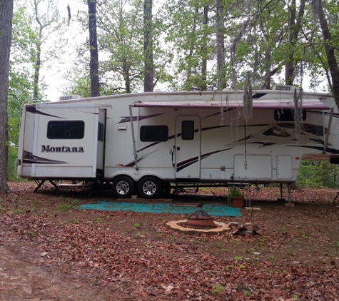 Hidden Treasure RV Resort - Boyce, LA