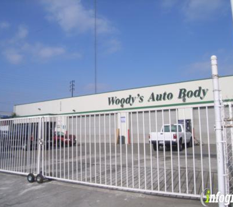 Woody's Auto Body - Bellflower, CA