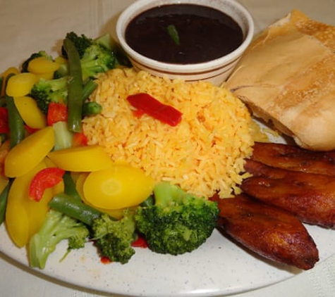 Papi's Cuban & Caribbean Grill - Atlanta, GA